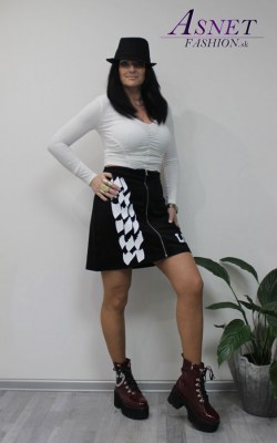 Dámska čierna áčková sukňa s bielym dekorom a logom na zips